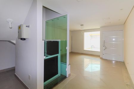 Sala de casa à venda com 2 quartos, 120m² em Vila Paulo Silas, São Paulo