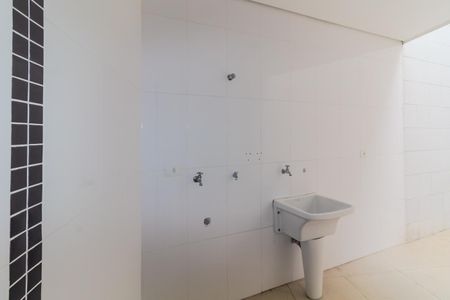 Casa à venda com 120m², 2 quartos e 2 vagasÁrea de Serviço
