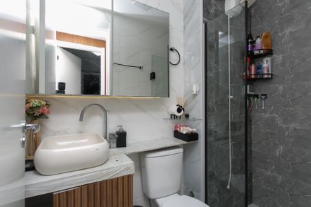 Apartamento para alugar com 34m², 2 quartos e sem vagaBanheiro 