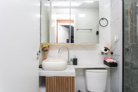 Apartamento para alugar com 34m², 2 quartos e sem vagaBanheiro 