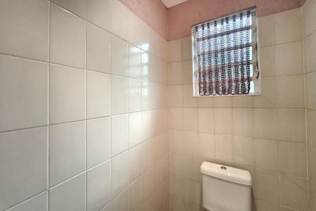 Casa à venda com 254m², 4 quartos e 4 vagasLavabo