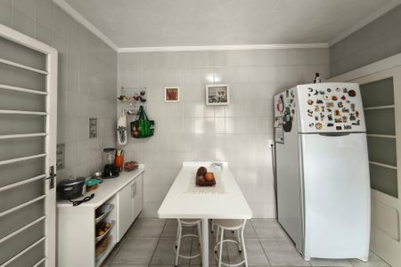 Casa à venda com 254m², 4 quartos e 4 vagasCozinha