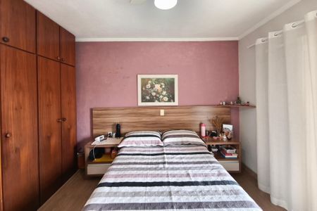 Casa à venda com 254m², 4 quartos e 4 vagasQuarto Suíte