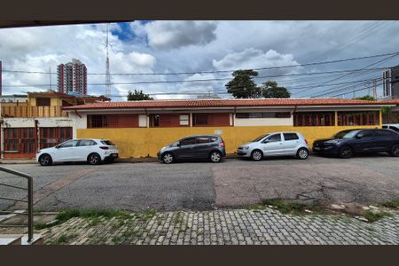 Casa para alugar com 170m², 3 quartos e 3 vagas