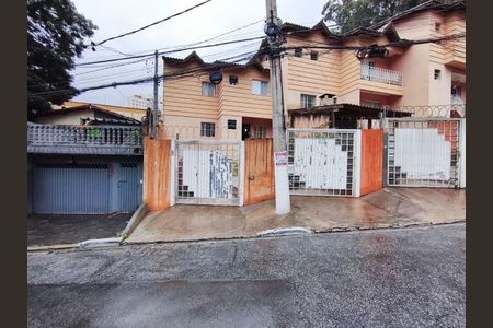 Casa à venda com 88m², 3 quartos e 2 vagasFachada