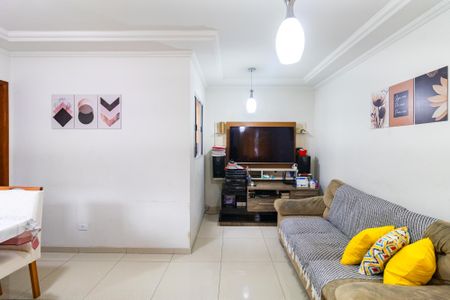 Casa à venda com 88m², 3 quartos e 2 vagasSala