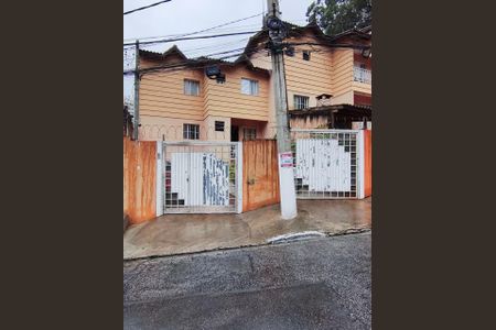 Casa à venda com 88m², 3 quartos e 2 vagasFachada
