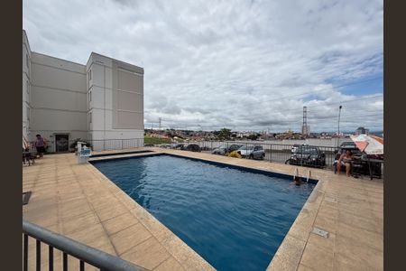 Apartamento para alugar com 45m², 2 quartos e 1 vaga Apartamento para alugar com 45m², 2 quartos e 1 vagaÁrea comum - Piscina