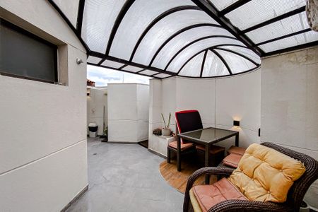 Apartamento à venda com 104m², 2 quartos e 3 vagasÁrea externa