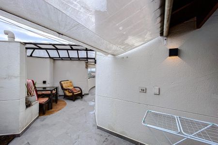 Apartamento à venda com 104m², 2 quartos e 3 vagasÁrea externa