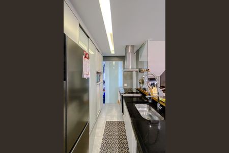 Apartamento à venda com 104m², 2 quartos e 3 vagasCozinha