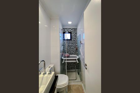 Apartamento à venda com 104m², 2 quartos e 3 vagasBanheiro da Suíte 2