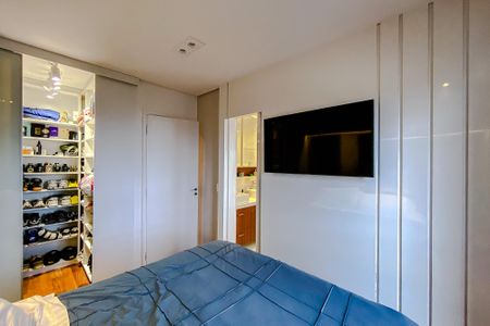 Apartamento à venda com 104m², 2 quartos e 3 vagasQuarto 1 - Suíte