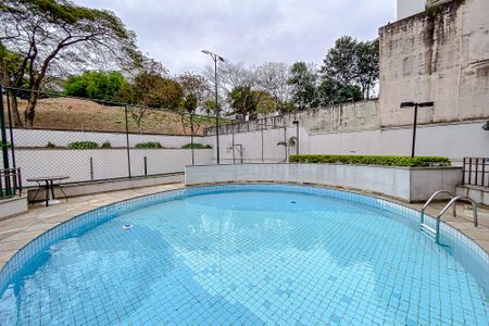 Apartamento à venda com 104m², 2 quartos e 3 vagasÁrea comum - Piscina