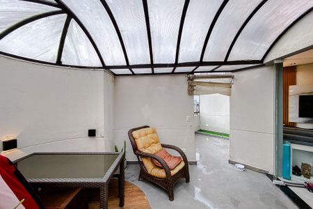 Apartamento à venda com 104m², 2 quartos e 3 vagasÁrea externa