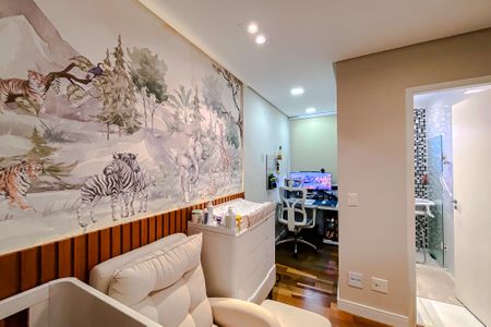 Apartamento à venda com 104m², 2 quartos e 3 vagasQuarto 2 - Suíte