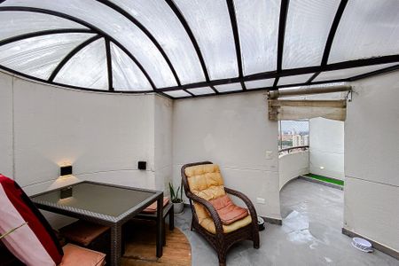 Apartamento à venda com 104m², 2 quartos e 3 vagasÁrea externa