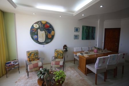 Apartamento à venda com 200m², 4 quartos e 2 vagasSala