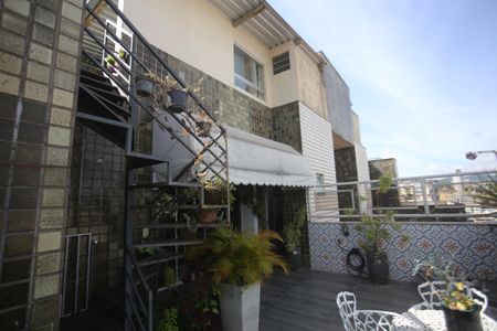 Apartamento à venda com 200m², 4 quartos e 2 vagasCobertura