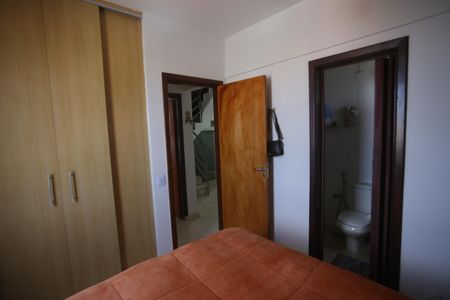 Apartamento à venda com 200m², 4 quartos e 2 vagasSuite