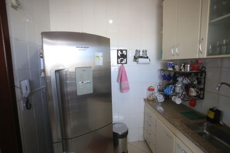 Apartamento à venda com 200m², 4 quartos e 2 vagasCozinha