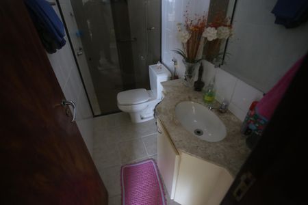 Apartamento à venda com 200m², 4 quartos e 2 vagasBanheiro