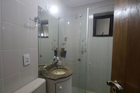 Apartamento para alugar com 130m², 4 quartos e 1 vagaBanheiro Suíte 2