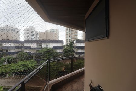 Apartamento para alugar com 130m², 4 quartos e 1 vagaVaranda