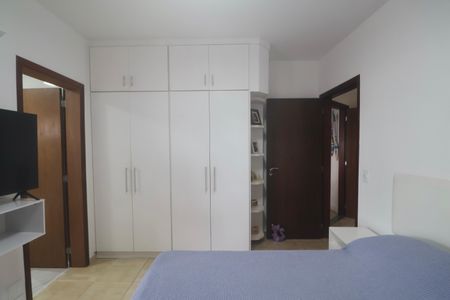 Apartamento para alugar com 130m², 4 quartos e 1 vagaSuíte