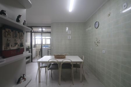 Apartamento para alugar com 130m², 4 quartos e 1 vagaCozinha