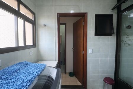 Apartamento para alugar com 130m², 4 quartos e 1 vagaÁrea de Serviço