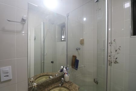 Apartamento para alugar com 130m², 4 quartos e 1 vagaBanheiro Suíte 2