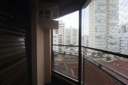 Apartamento para alugar com 130m², 4 quartos e 1 vagaVaranda