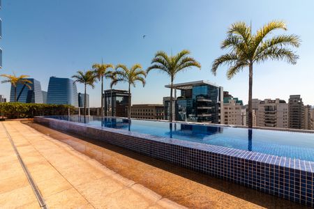 Apartamento à venda com 80m², 2 quartos e 2 vagas Apartamento à venda com 80m², 2 quartos e 2 vagasÁrea comum - Piscina