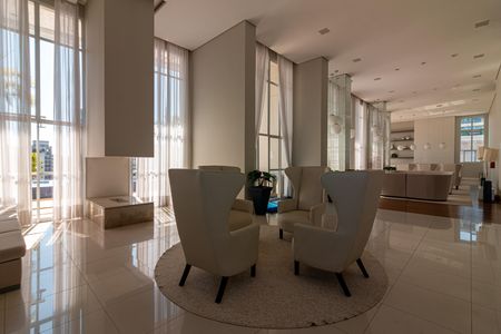 Apartamento à venda com 80m², 2 quartos e 2 vagas Apartamento à venda com 80m², 2 quartos e 2 vagasSky Bar