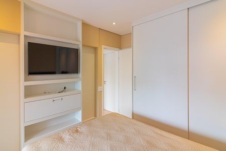 Apartamento à venda com 80m², 2 quartos e 2 vagas Apartamento à venda com 80m², 2 quartos e 2 vagasSuíte