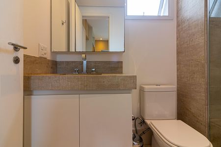 Apartamento à venda com 80m², 2 quartos e 2 vagas Apartamento à venda com 80m², 2 quartos e 2 vagasBanheiro da Suíte