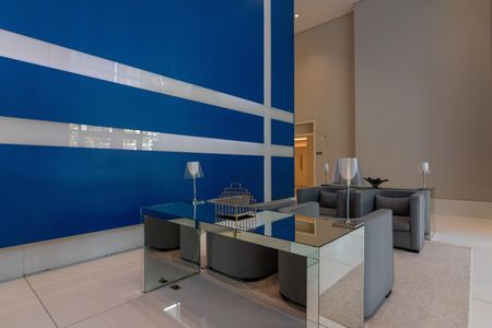 Apartamento à venda com 80m², 2 quartos e 2 vagas Apartamento à venda com 80m², 2 quartos e 2 vagasHall de entrada