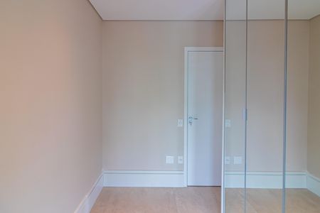 Apartamento à venda com 80m², 2 quartos e 2 vagas Apartamento à venda com 80m², 2 quartos e 2 vagasQuarto