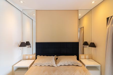 Apartamento à venda com 80m², 2 quartos e 2 vagas Apartamento à venda com 80m², 2 quartos e 2 vagasSuíte