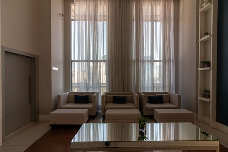 Apartamento à venda com 80m², 2 quartos e 2 vagas Apartamento à venda com 80m², 2 quartos e 2 vagasLounge