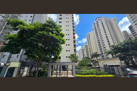 Apartamento à venda com 120m², 4 quartos e 2 vagasFoto 02
