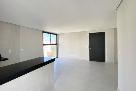 Apartamento à venda com 2 quartos, 61m² em Santo Antônio, Belo Horizonte