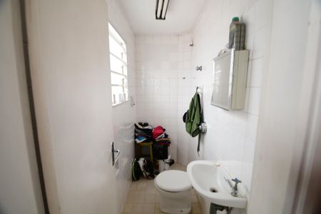 Casa à venda com 209m², 3 quartos e 2 vagasBanheiro de serviço