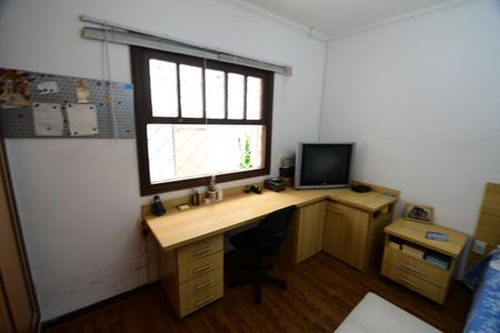 Casa à venda com 209m², 3 quartos e 2 vagasQuarto 2