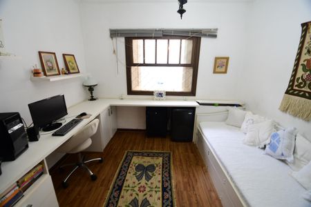 Casa à venda com 209m², 3 quartos e 2 vagasQuarto 1