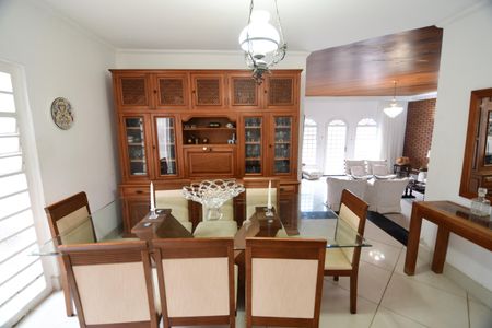 Sala de casa à venda com 3 quartos, 209m² em Jardim Chapadão, Campinas