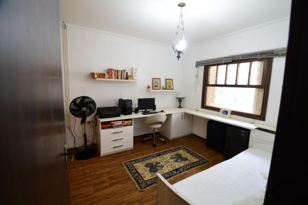 Casa à venda com 209m², 3 quartos e 2 vagasQuarto 1