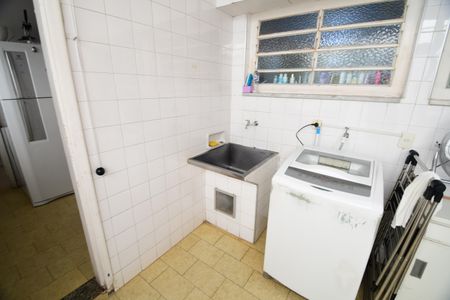 Casa à venda com 209m², 3 quartos e 2 vagasÁrea de Serviço