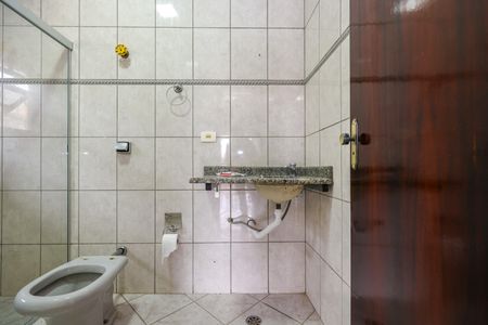 Casa para alugar com 200m², 3 quartos e 2 vagas Casa para alugar com 200m², 3 quartos e 2 vagasBanheiro da Suíte